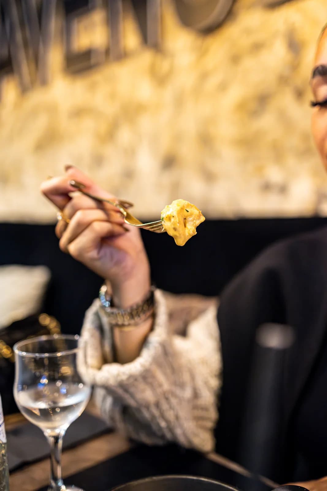 Scampis servis chez 7th Avenue
